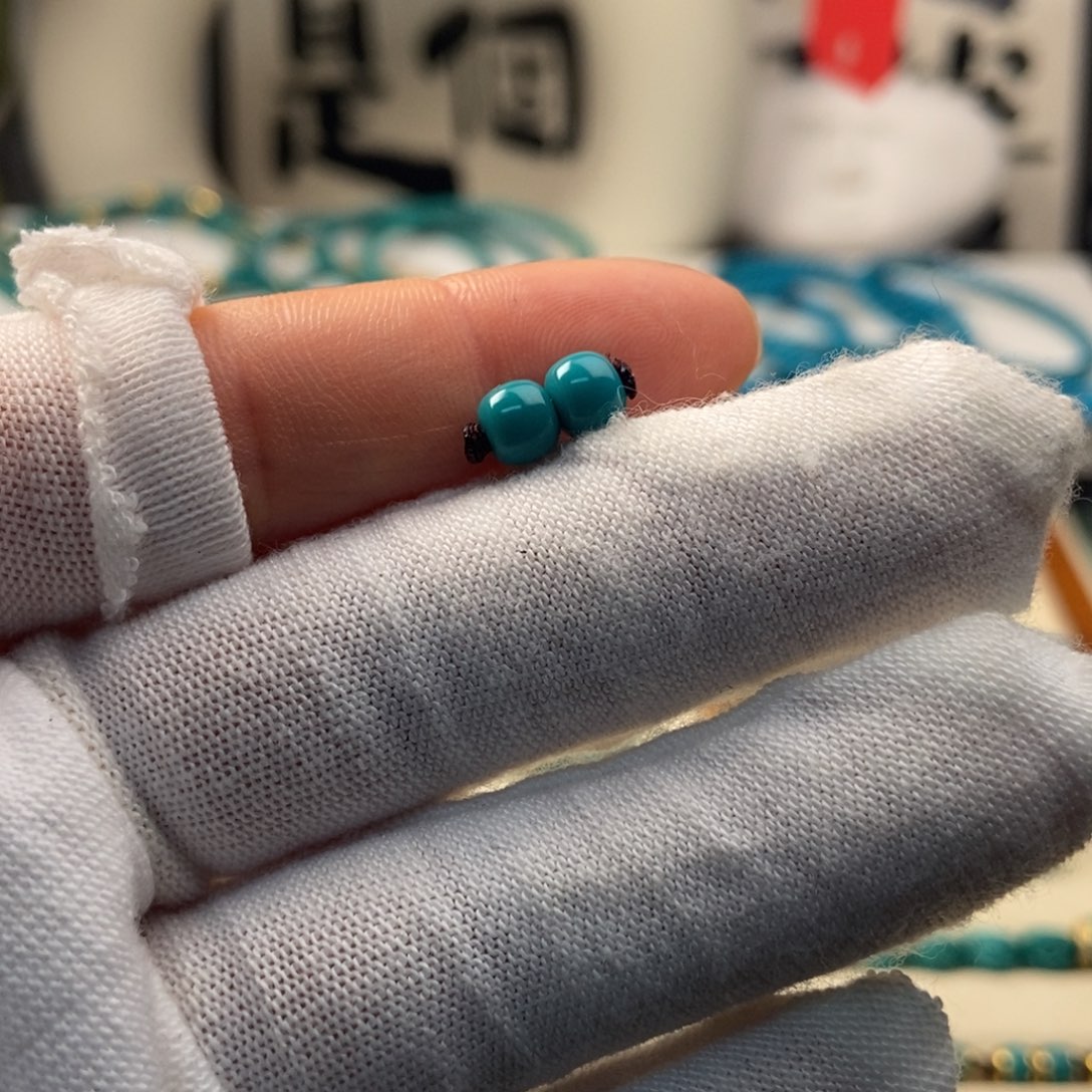 绿松石配饰未镶嵌?***鸟