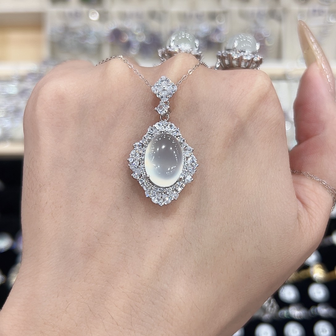 岫玉银S925镶嵌吊坠(赠链)