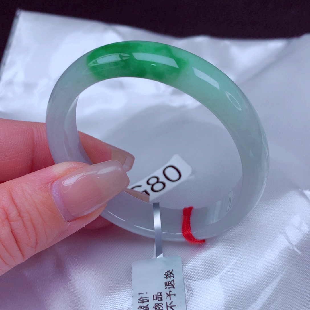 翡翠未镶嵌手镯手镯