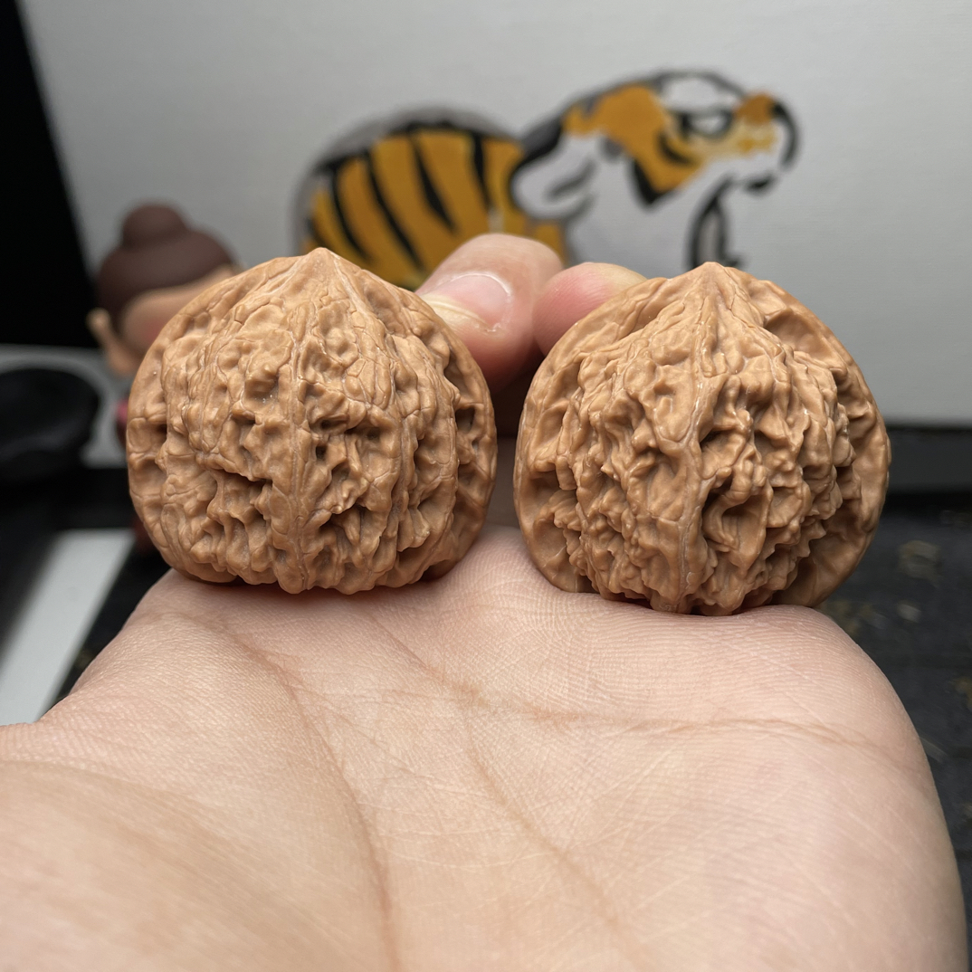 文玩核桃全品40尺牡丹纹核桃精配