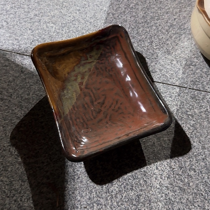 瓷片陶瓷盘子碗啥都有