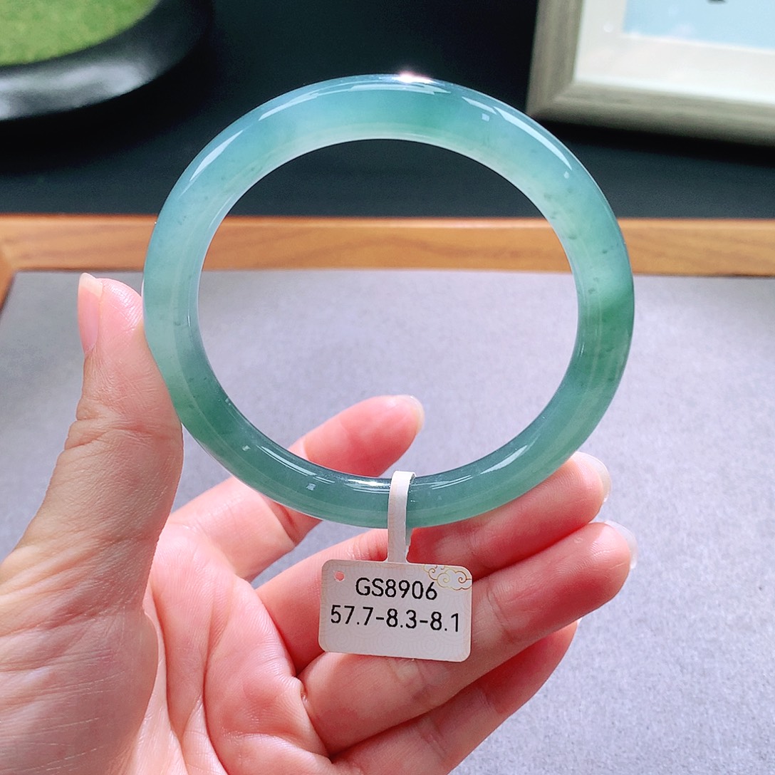 未镶嵌手镯翡翠天然翡翠手镯a货