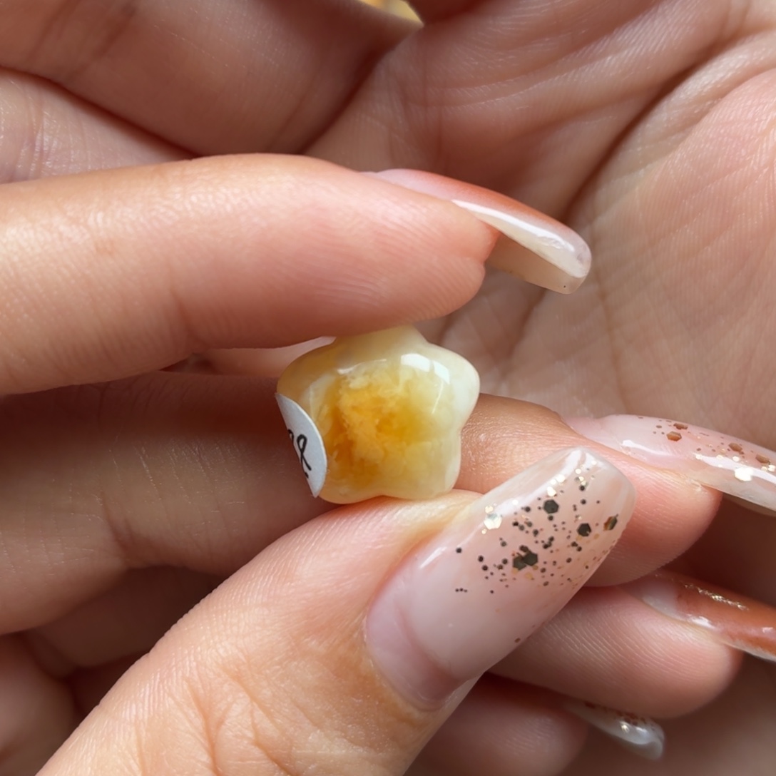 琥珀未镶嵌裸石蜜蜡