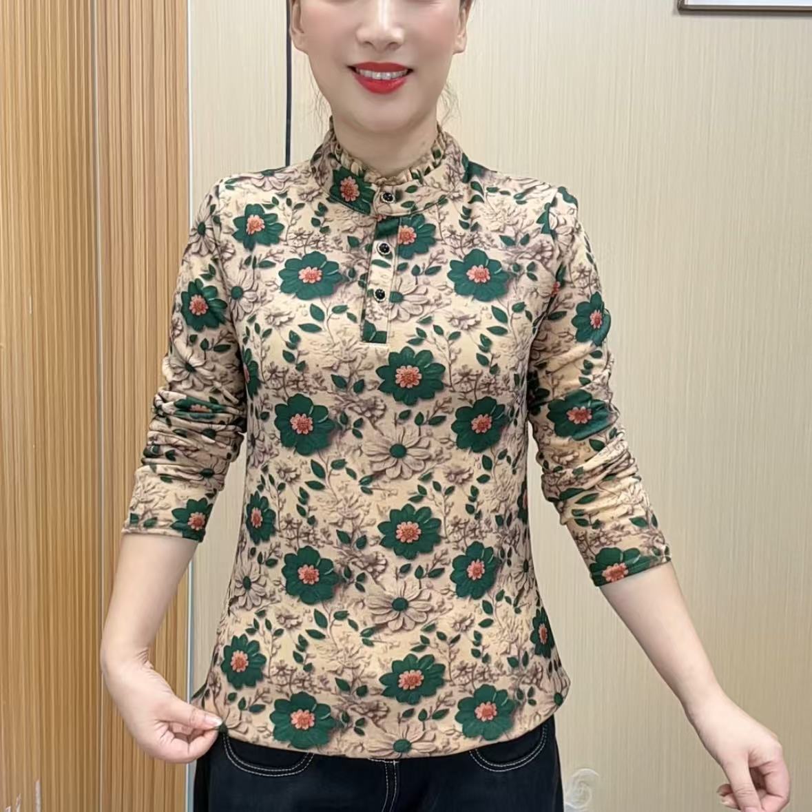 加绒加厚印花长袖打底衫妈妈装秋冬保暖遮肉显瘦宽松上衣