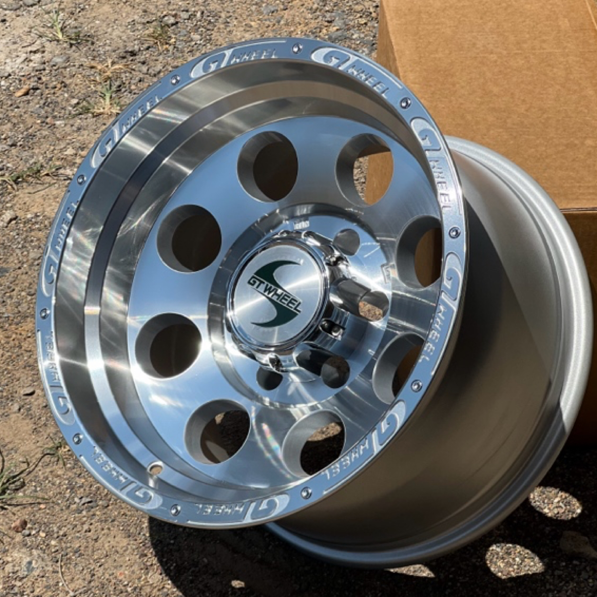 15寸16寸亮八孔越野改装负值轮毂-44猎豹V33黑金刚LC80途乐Y60Y61