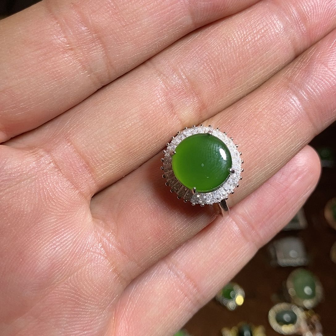 【闪购商品】银S925镶嵌戒指和田玉（碧玉）?***?