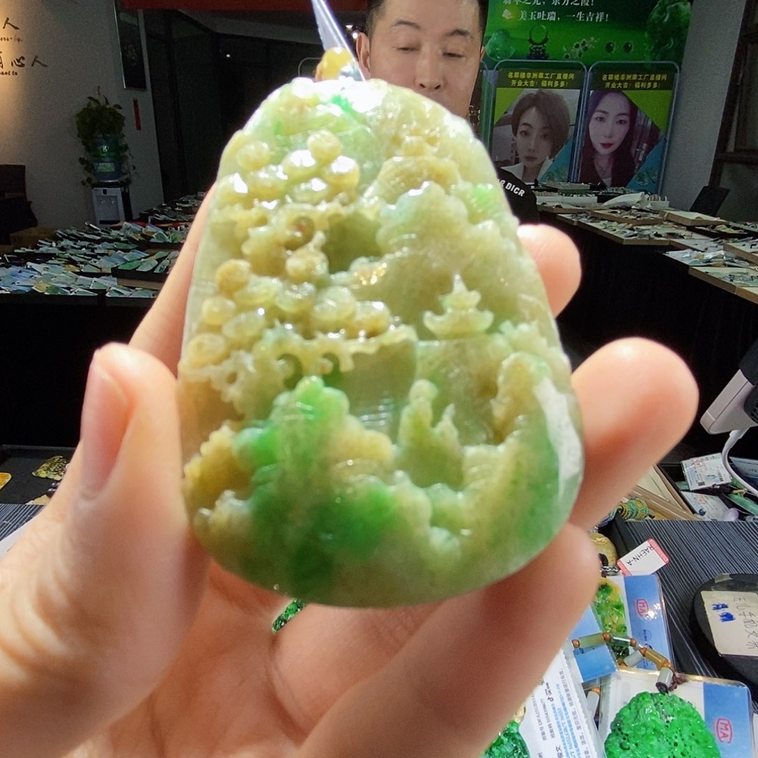 颈饰未镶嵌翡翠翡翠