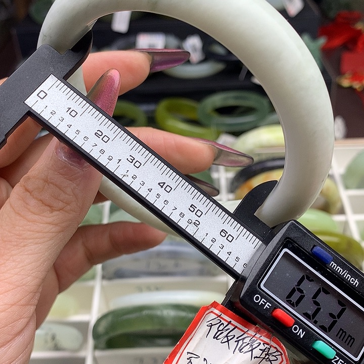 蛇纹石玉手镯未镶嵌760