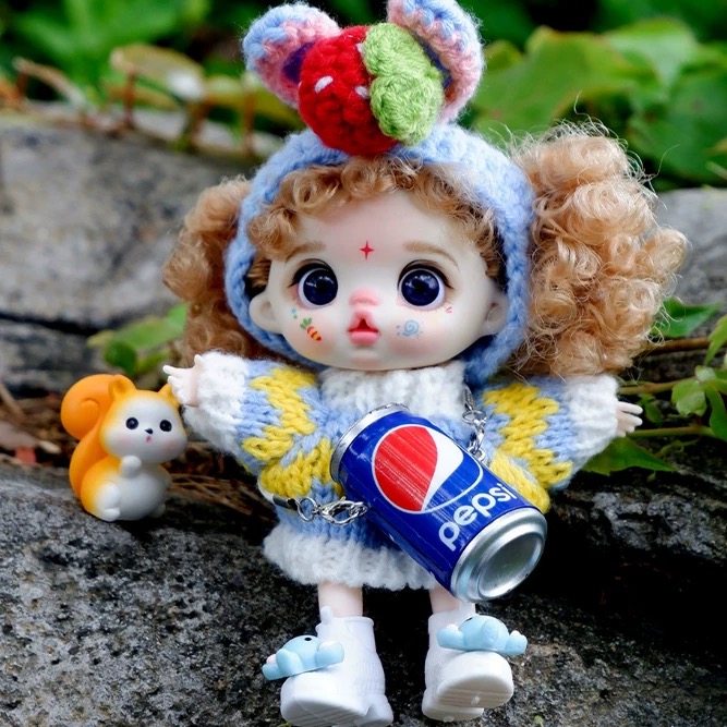 【官方正版】可爱小女孩手办娃娃手机挂钥包包挂饰送女友闺蜜礼物