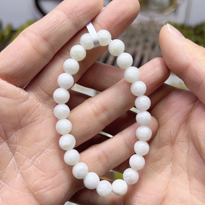 未镶嵌蛇纹石玉手链