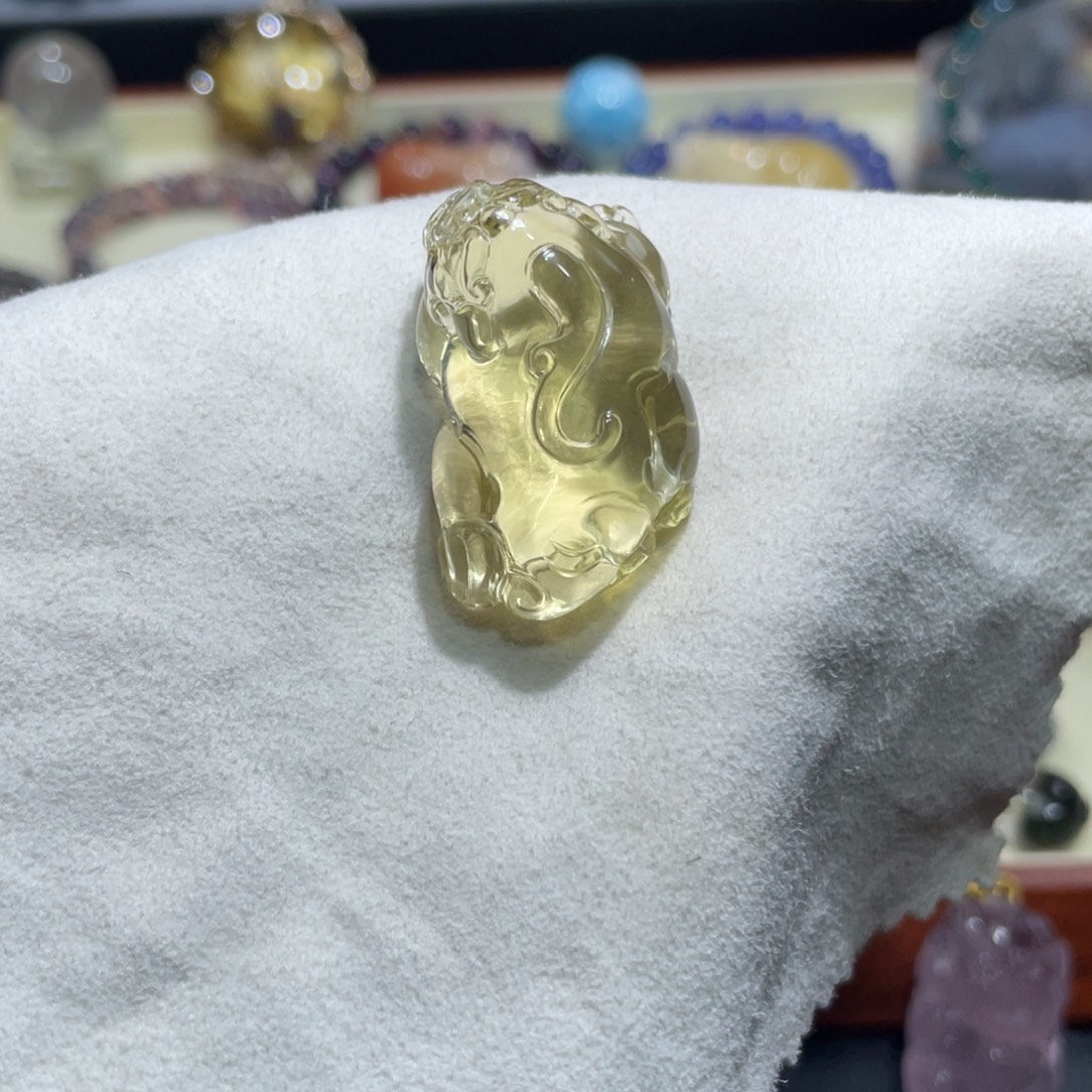 雪***果未镶嵌水晶吊坠(不含链)