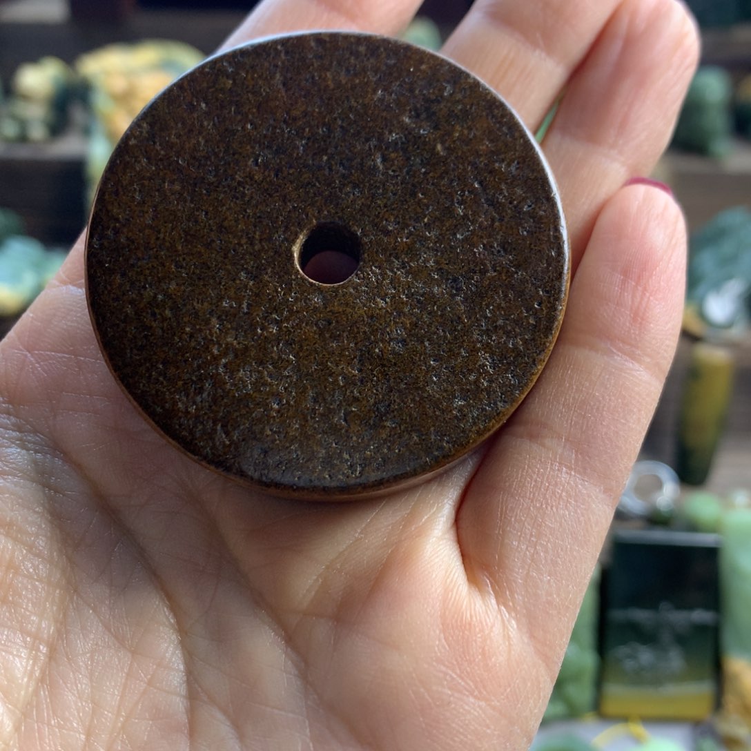 岫岩河磨玉（透闪石质玉）挂件未镶嵌翠***