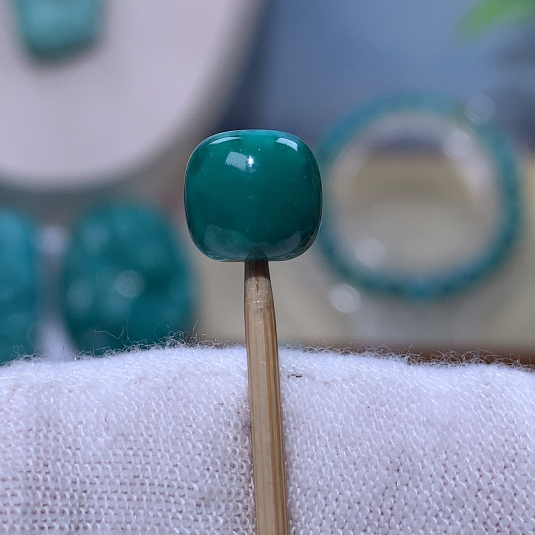 绿松石未镶嵌珠宝奇石39