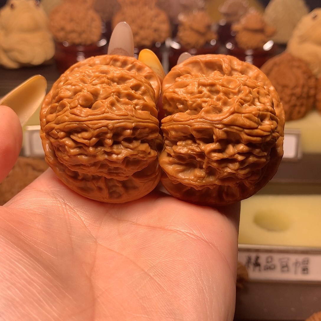 吊坠文玩核桃大白狮子48全品克重54克