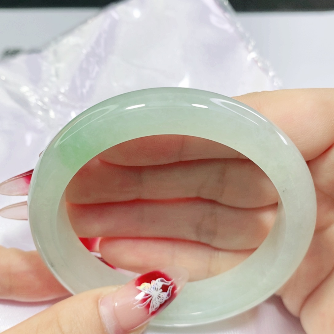 翡翠手镯未镶嵌53 53 53