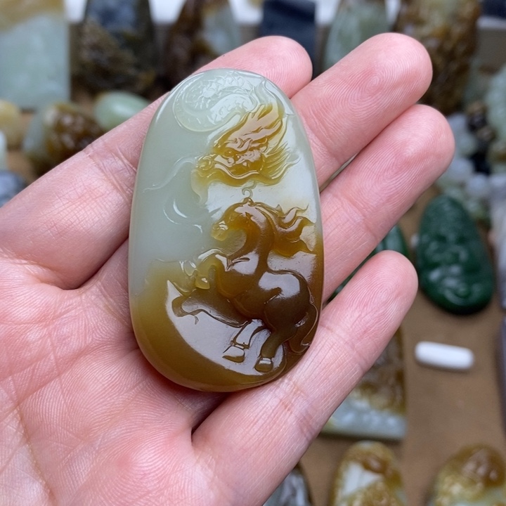 和田玉颈饰未镶嵌西****a