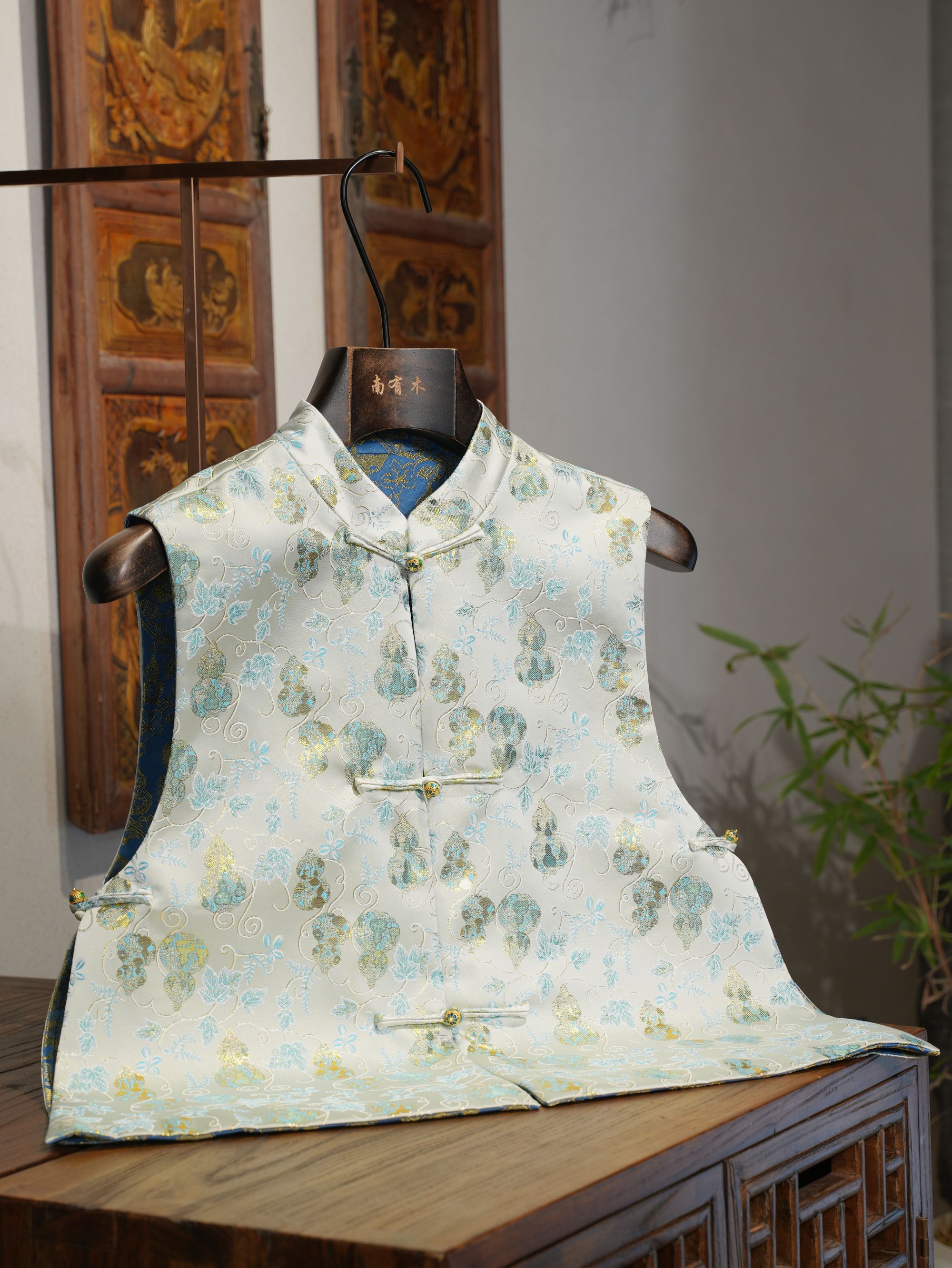 【冰川葫芦】新中式双面穿优雅轻奢气质开衫马甲V25C402