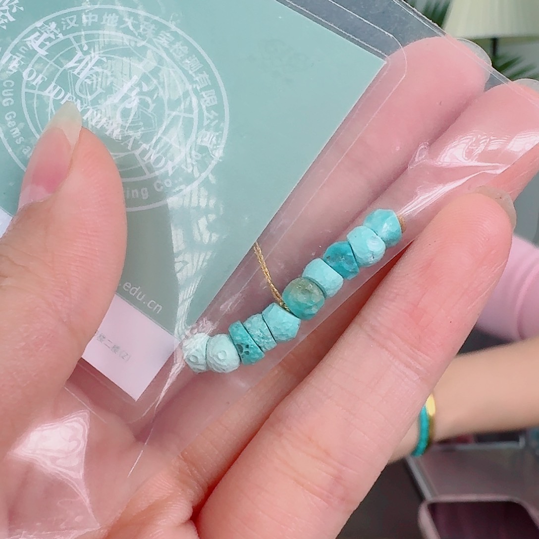 未镶嵌绿松石珠宝奇石