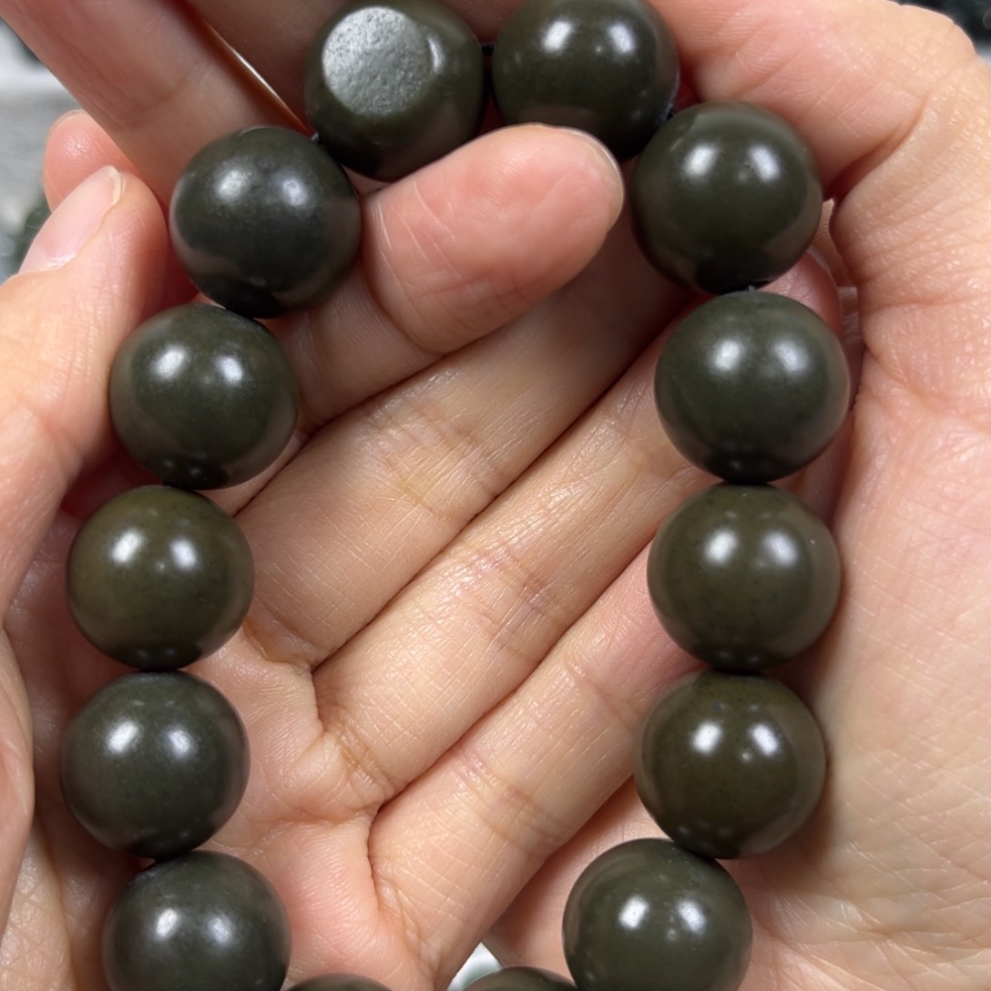 和田玉手链未镶嵌卡16圆珠