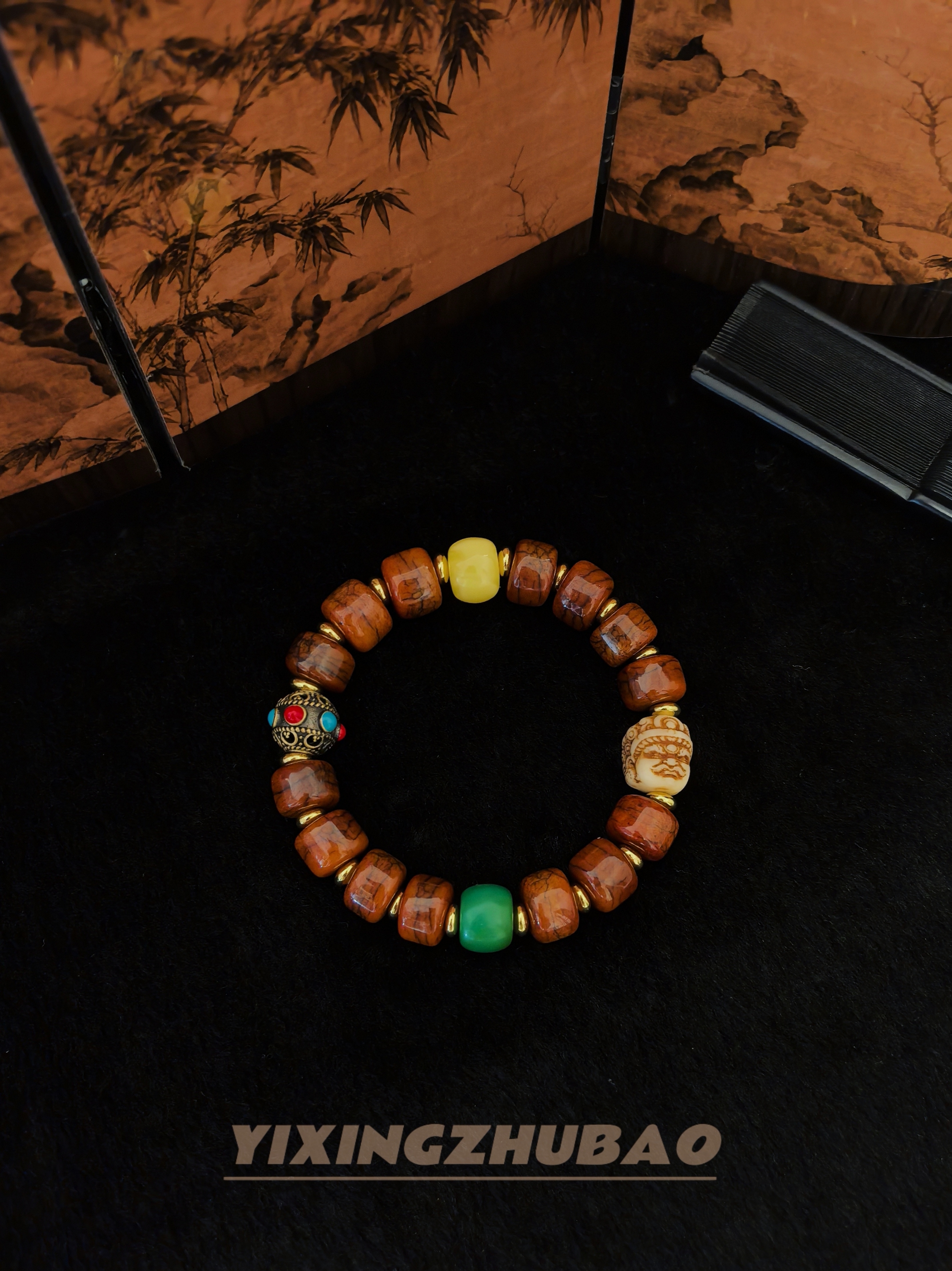 藏式高端骨质多宝手串1.2