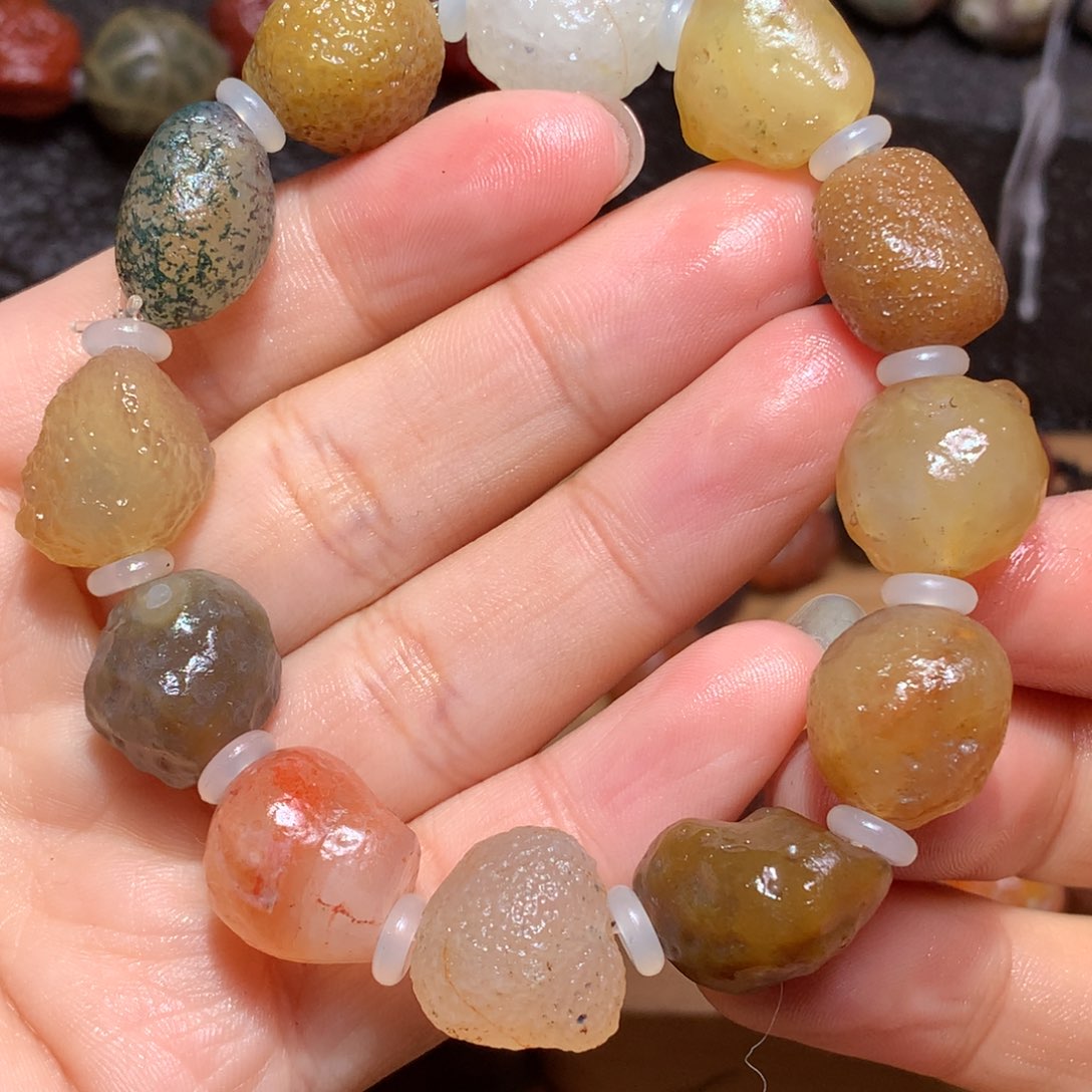 未镶嵌玛瑙/玉髓珠宝半成品