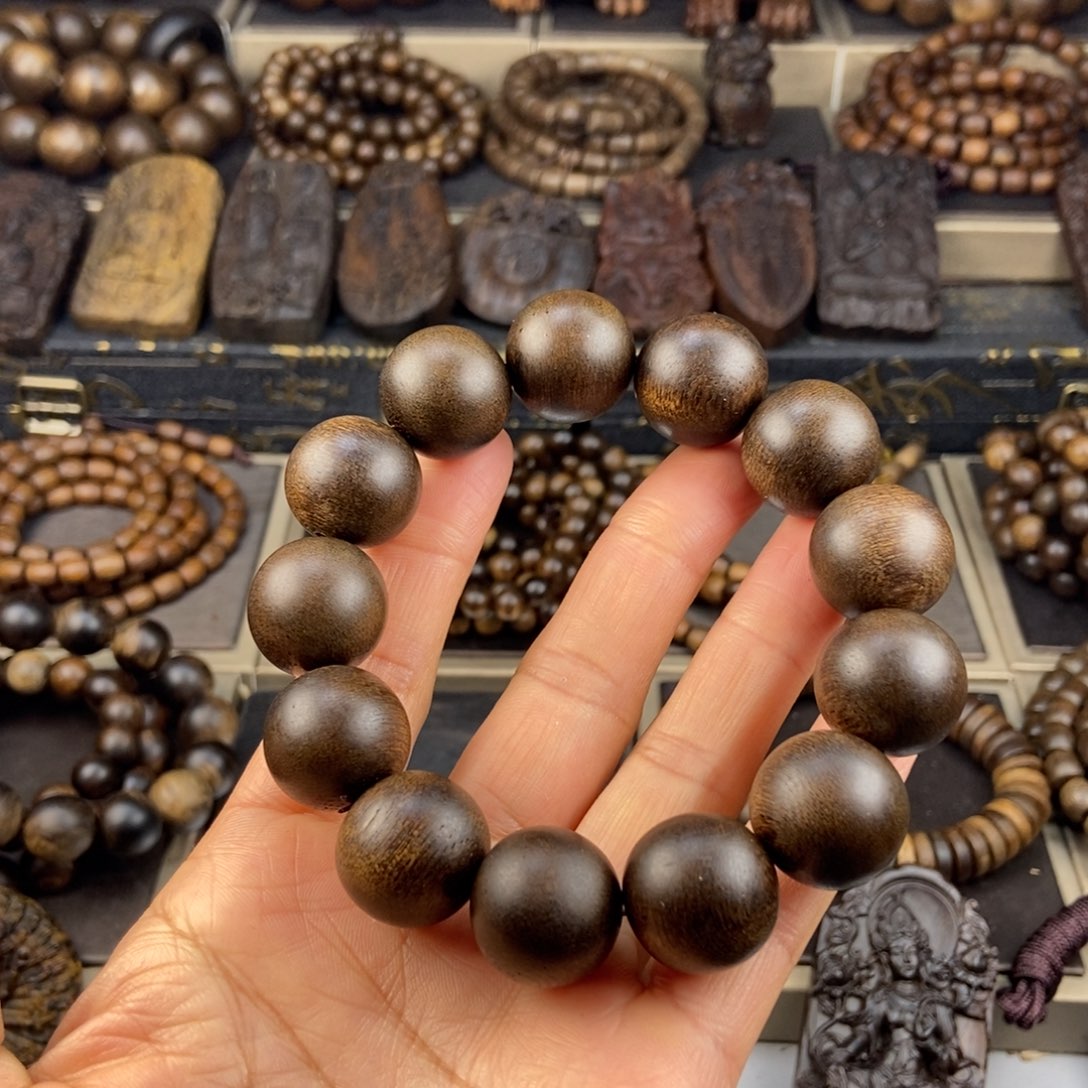 沉香手串北***座越南芽庄白棋玉化