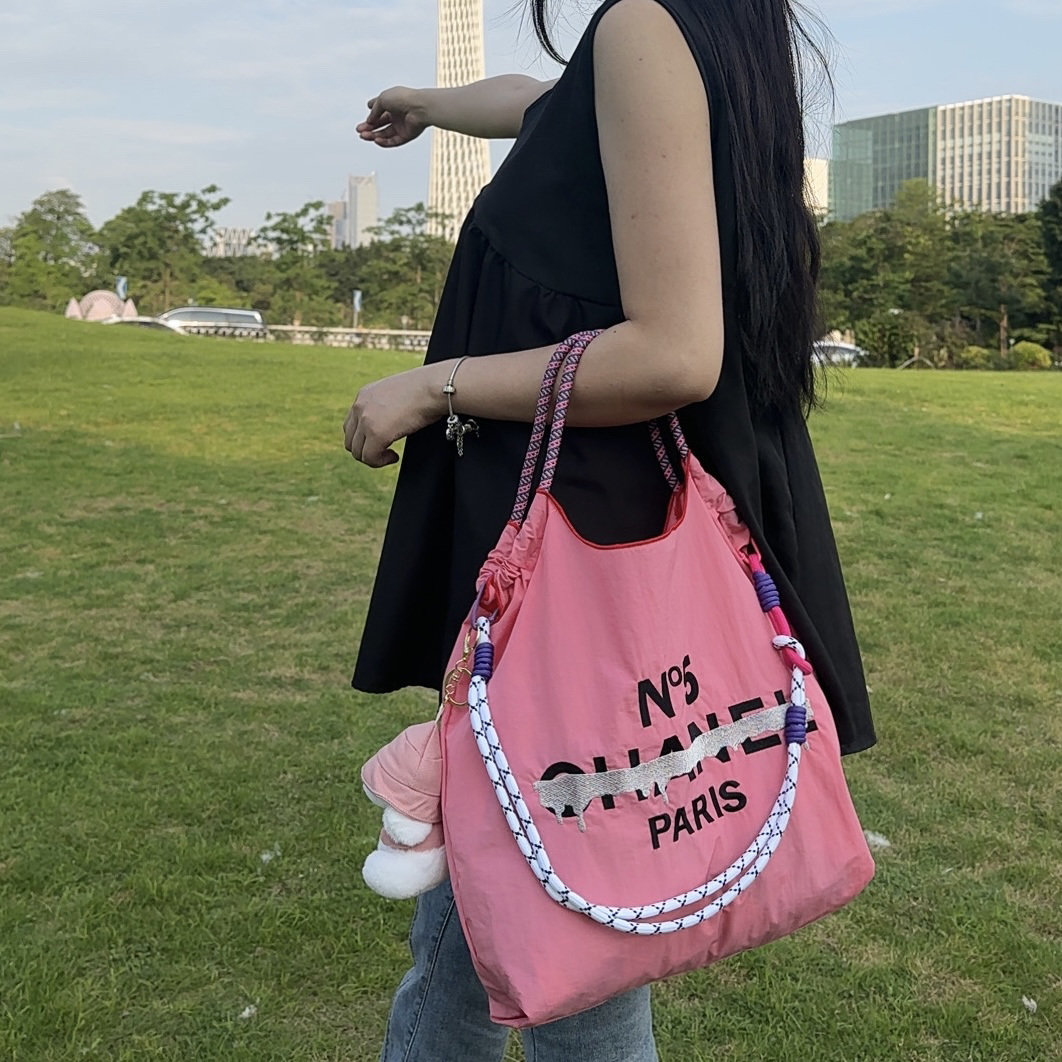 都市简约单肩小方包甜美风手提包韩版手拎包斜跨时尚休闲运动布包