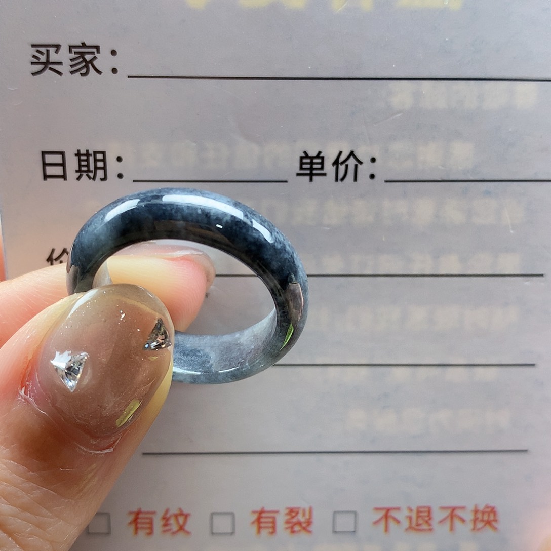 翡翠未镶嵌戒指自*。天然翡翠17号