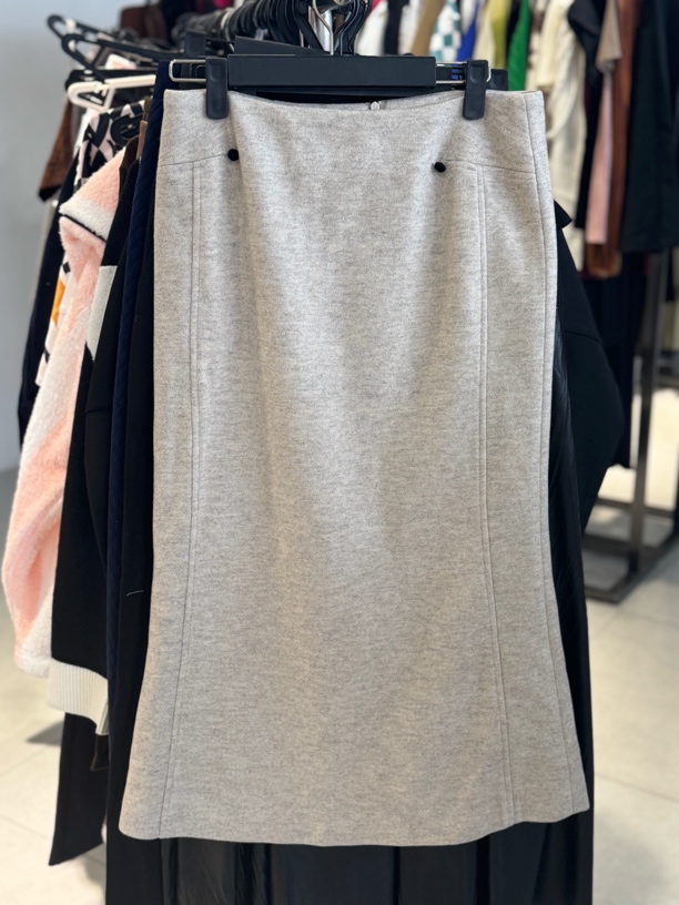 00011 南油冬季厚款半裙