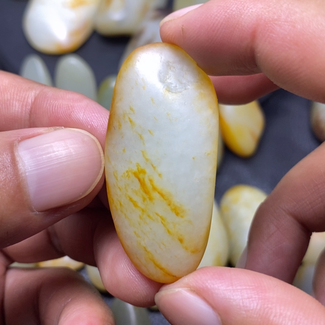 和田玉（糖玉）未镶嵌挂件