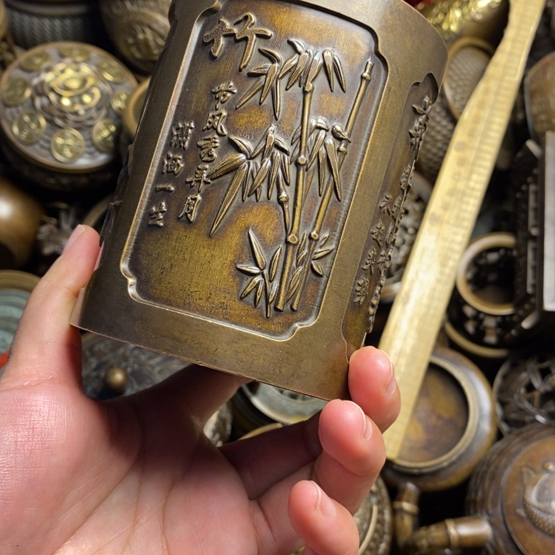 精美铜器做工精良