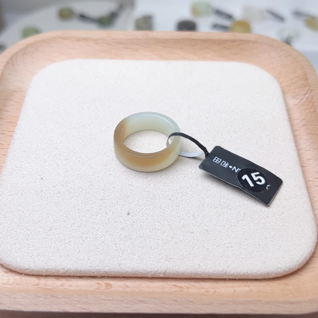 和田玉戒指未镶嵌