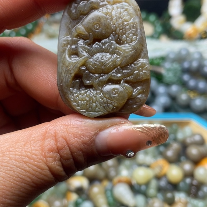 和田玉未镶嵌珠宝半成品