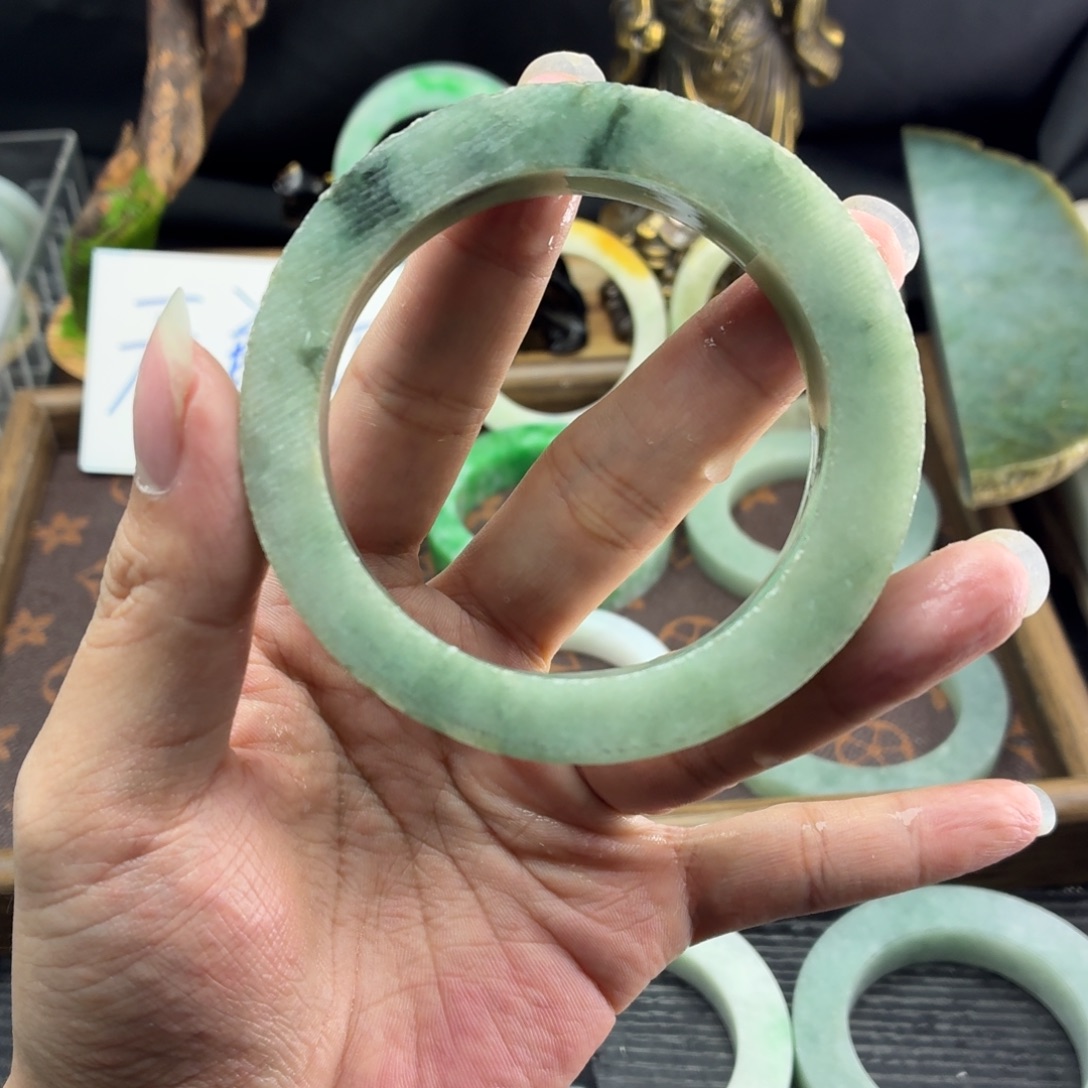 定制翡翠未镶嵌缅甸翡翠A货手镯毛胚定制