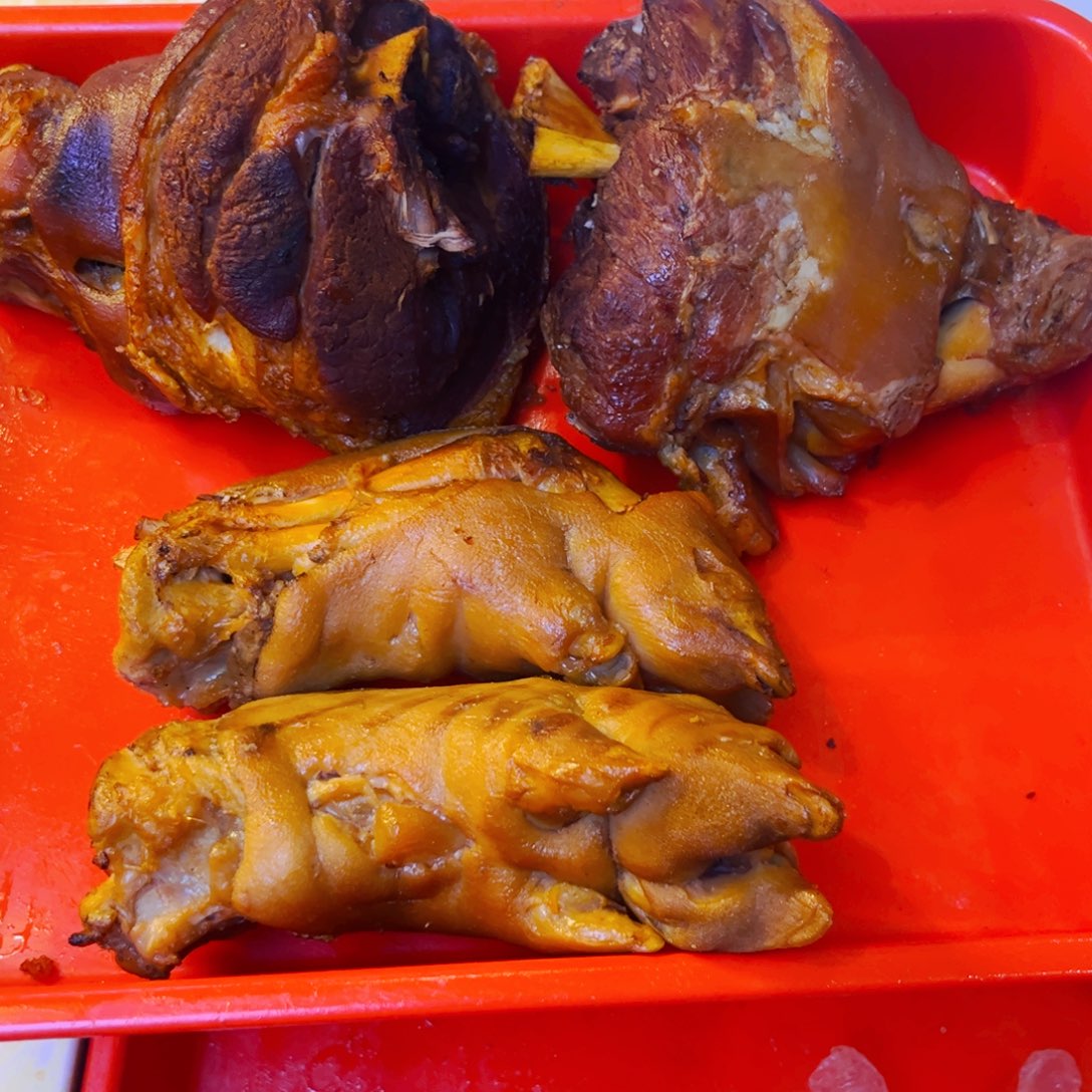 2个肘子➕2个99特价