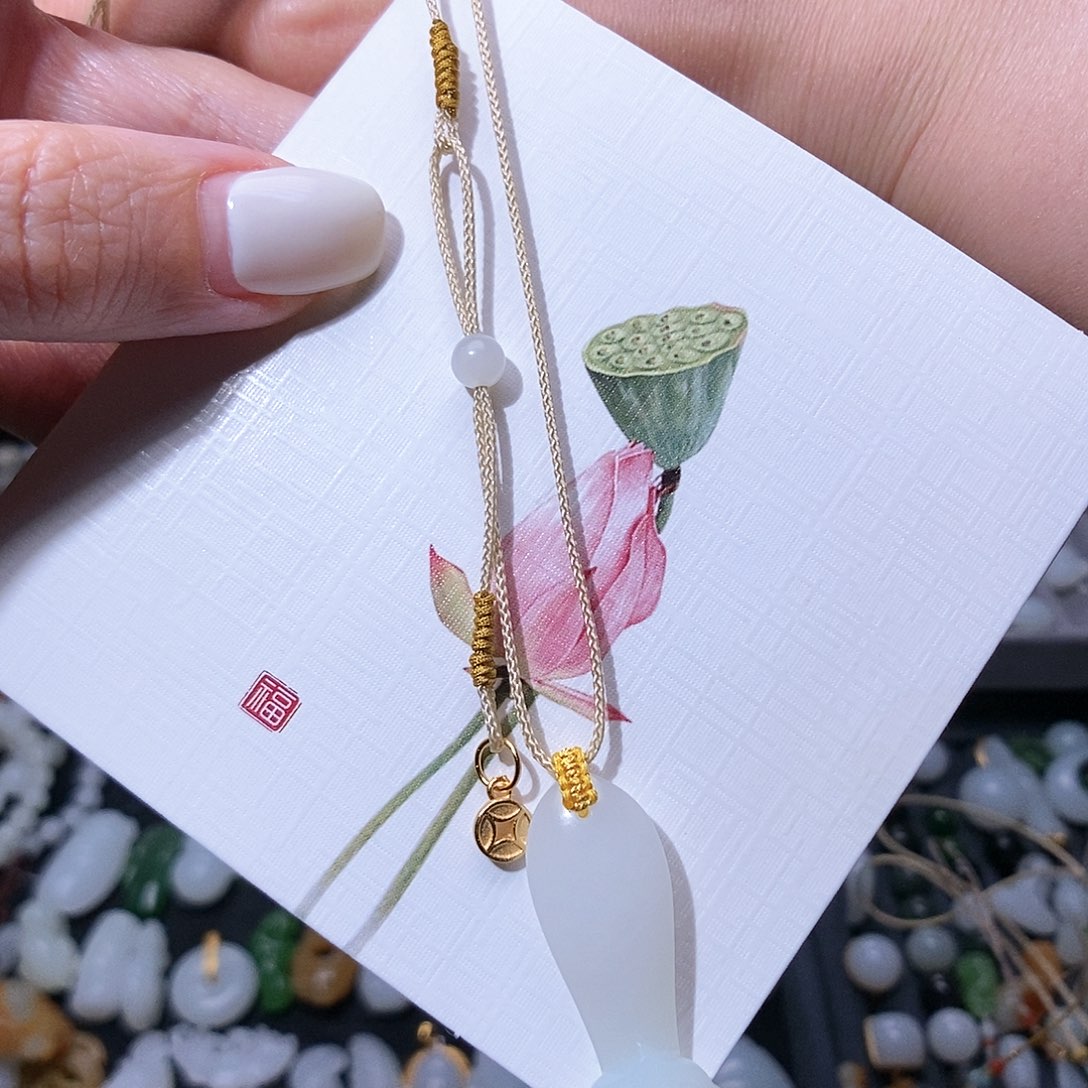 和田玉挂件未镶嵌