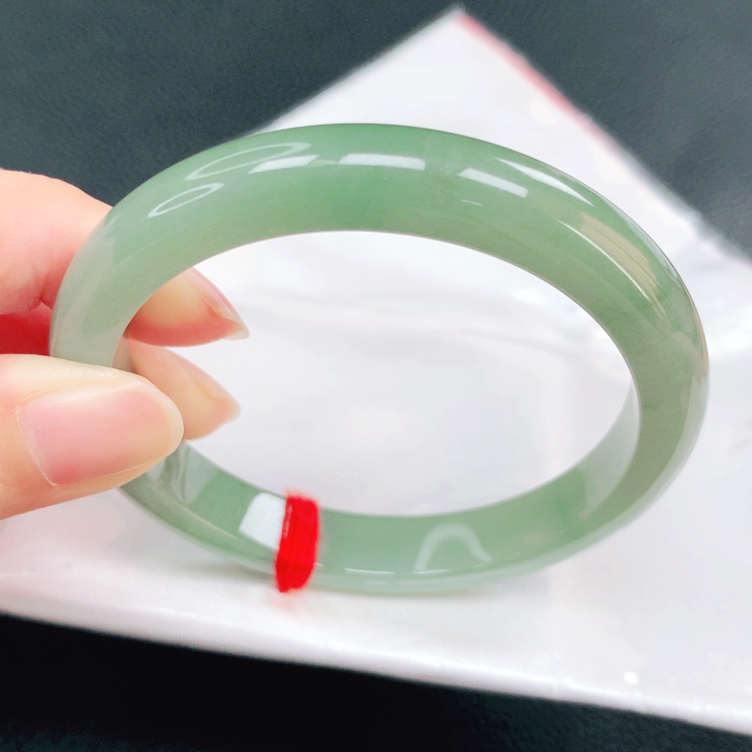 翡翠未镶嵌手镯55圈