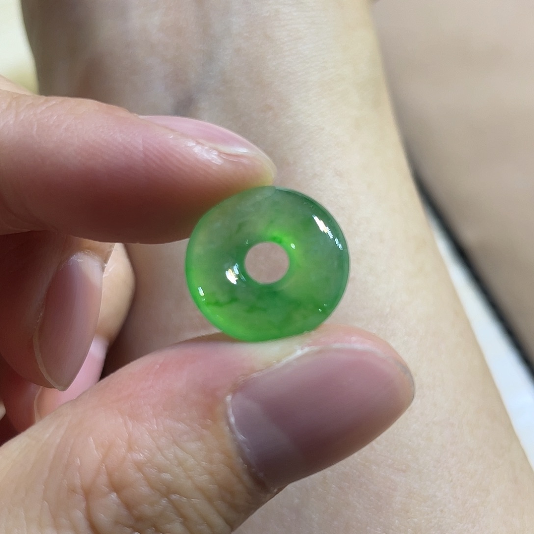 定制翡翠未镶嵌甜甜圈