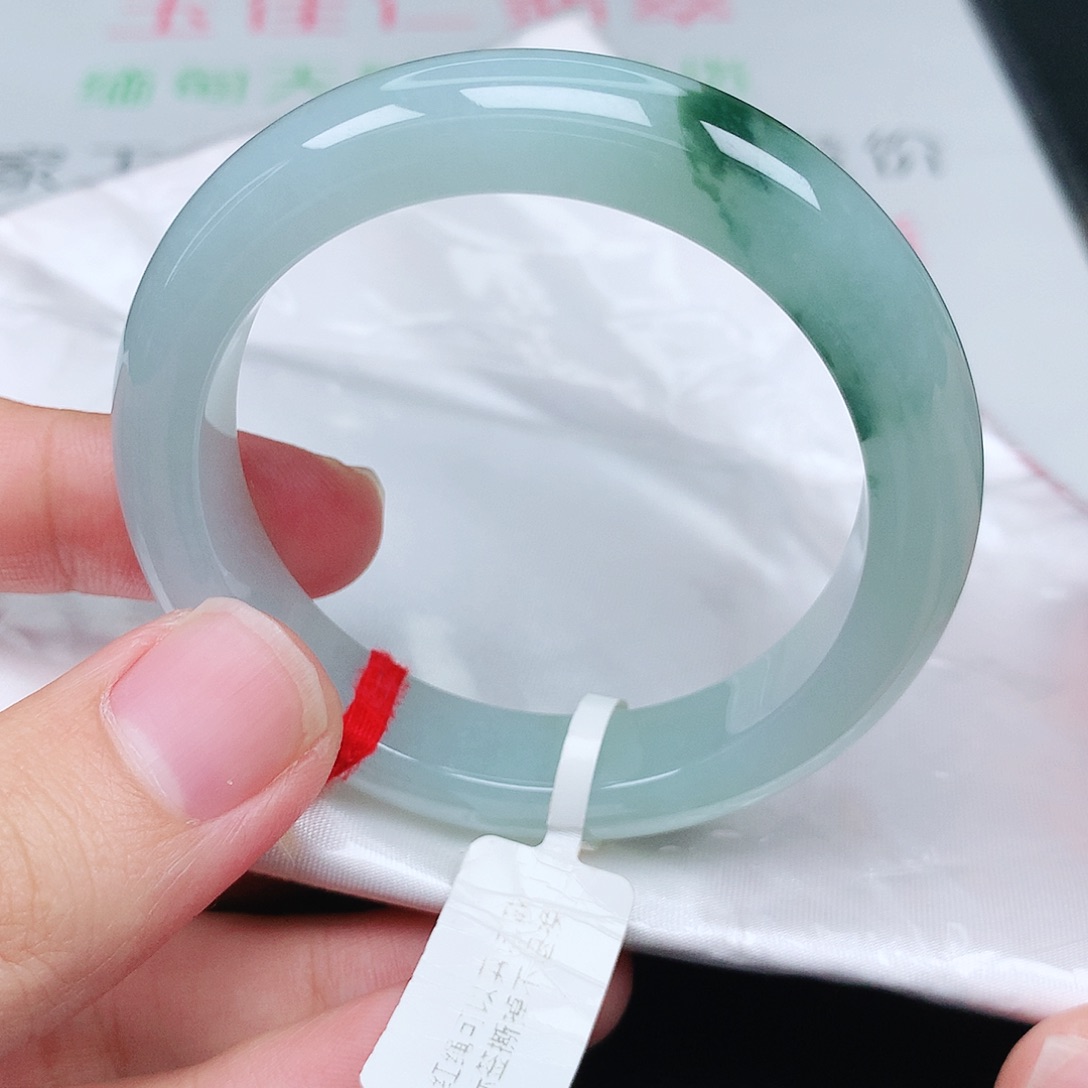 未镶嵌手镯翡翠天然翡翠手镯