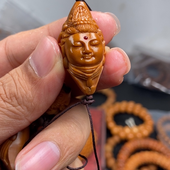 猴头核桃吊坠文玩手串