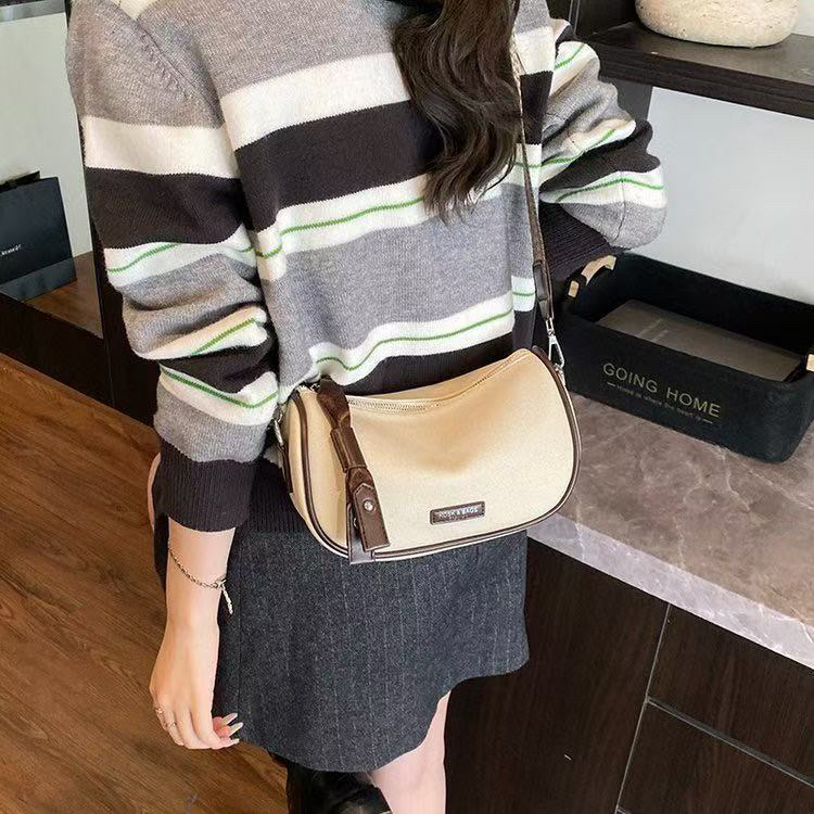 新款轻奢百搭高级感气质时尚斜挎女士包2009米白