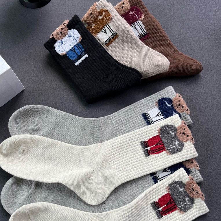 出口原单 布袋熊刺绣棉袜女袜子