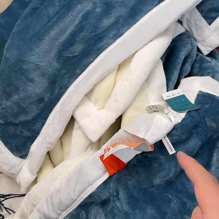 银鼠毛蓝色双层毯2*2.3