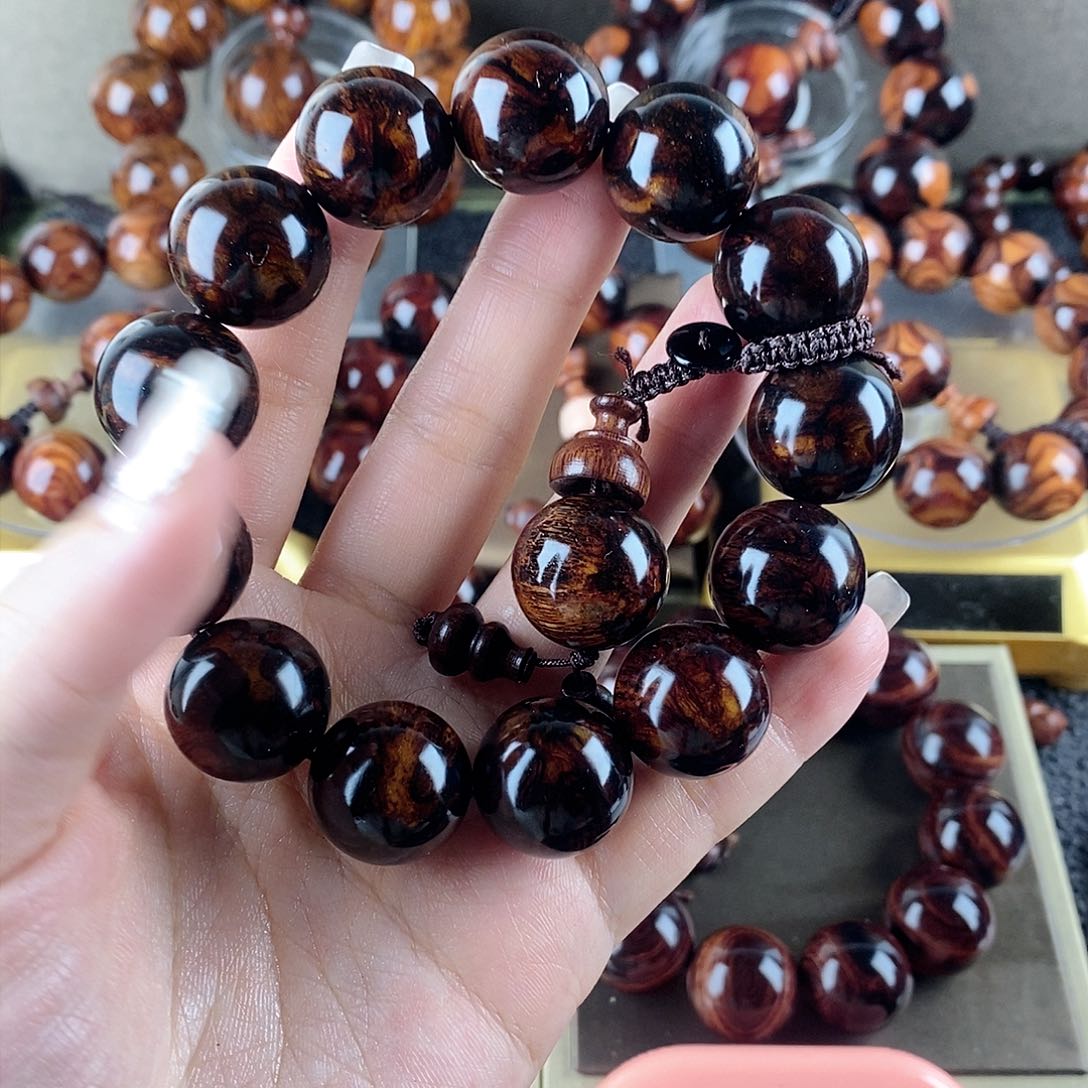 黄花梨/降香黄檀流**月