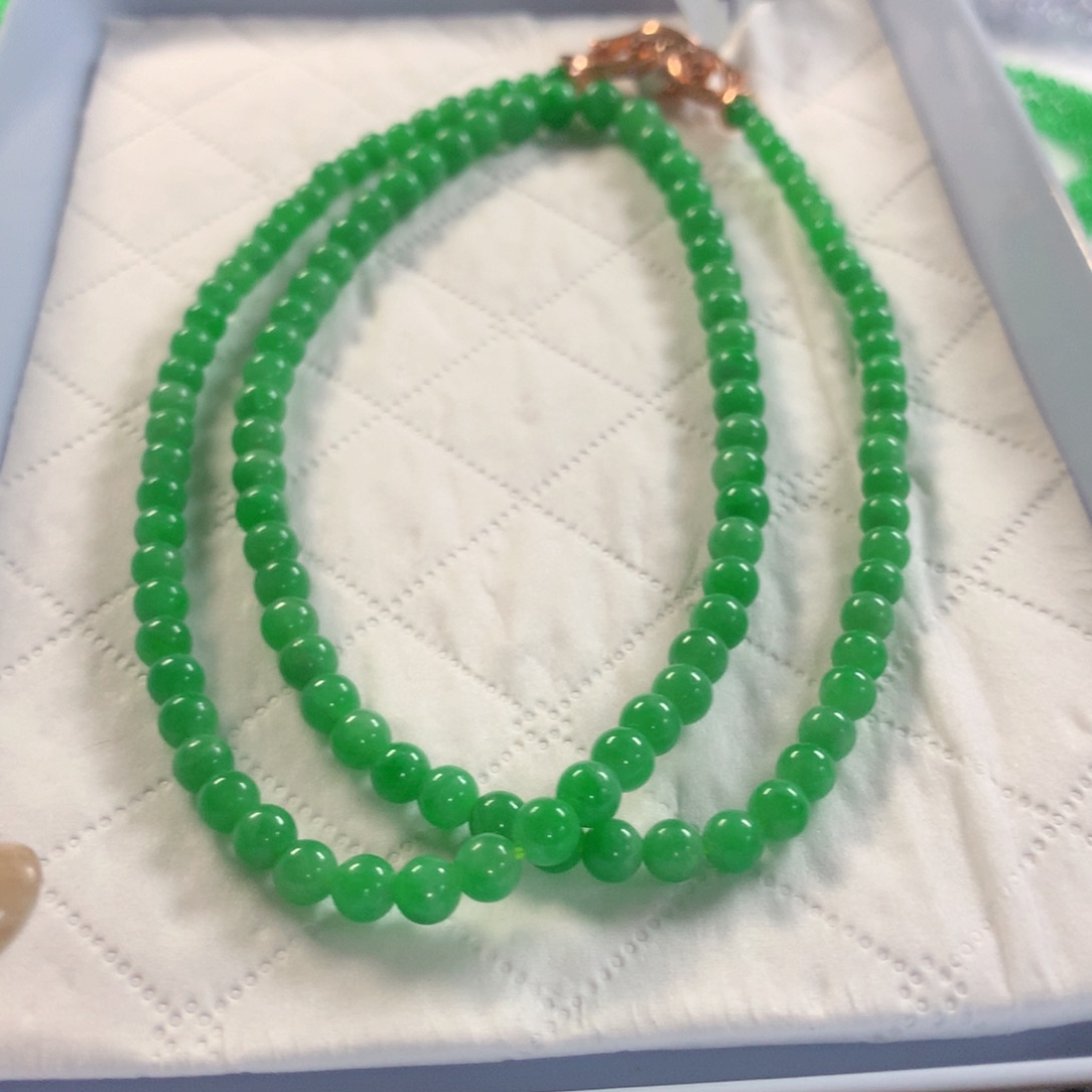 翡翠未镶嵌颈饰项链