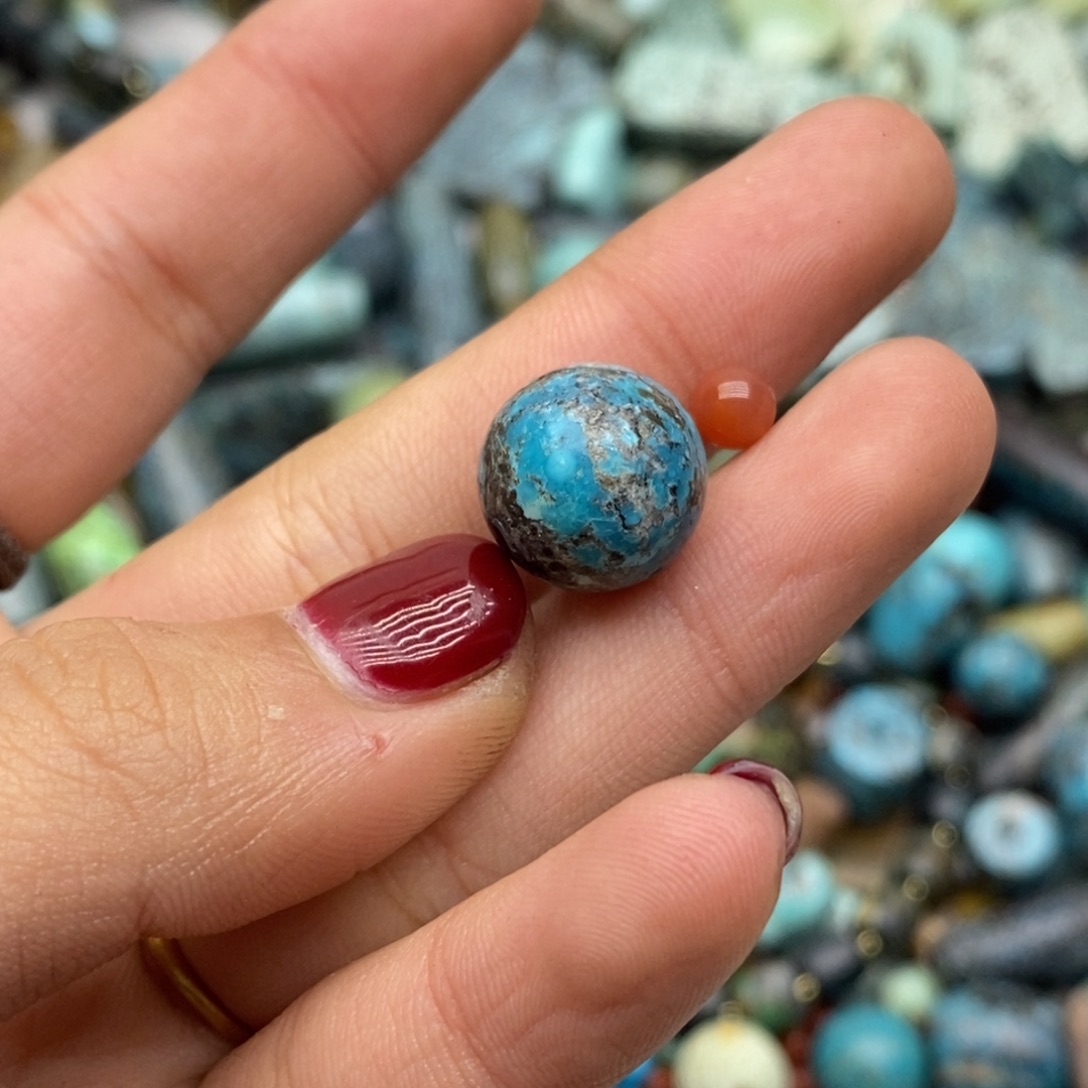 南红玛瑙未镶嵌珠宝奇石