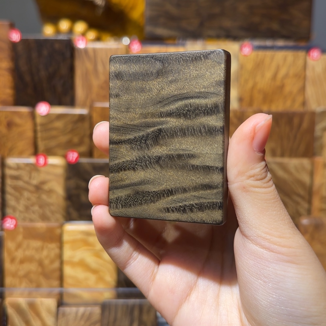 金丝楠小叶桢楠阴沉木无事牌 6.3/4.6/0.9