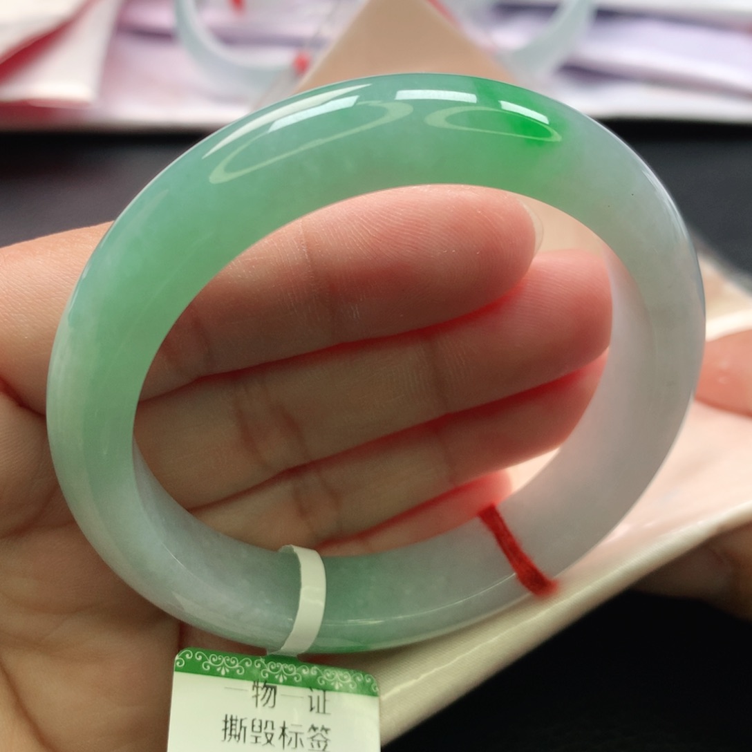 翡翠手镯未镶嵌缅甸53.54