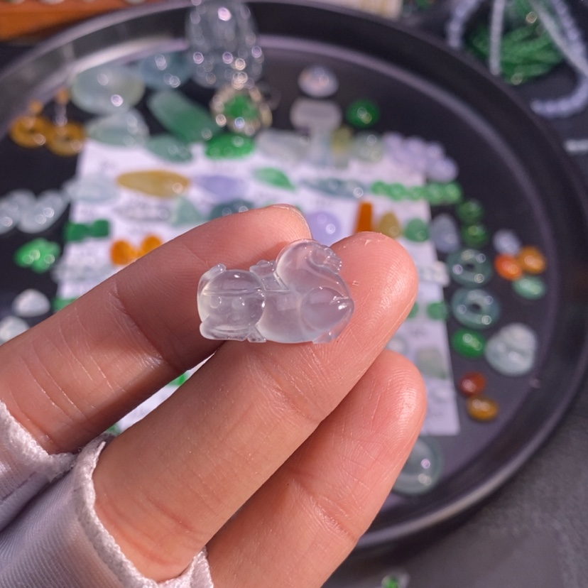 【闪购商品】翡翠挂件未镶嵌马