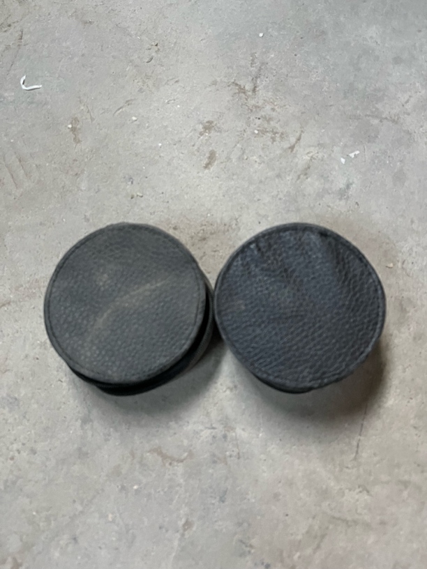 直播间圆形小皮包一组两个有瑕疵不影响使用